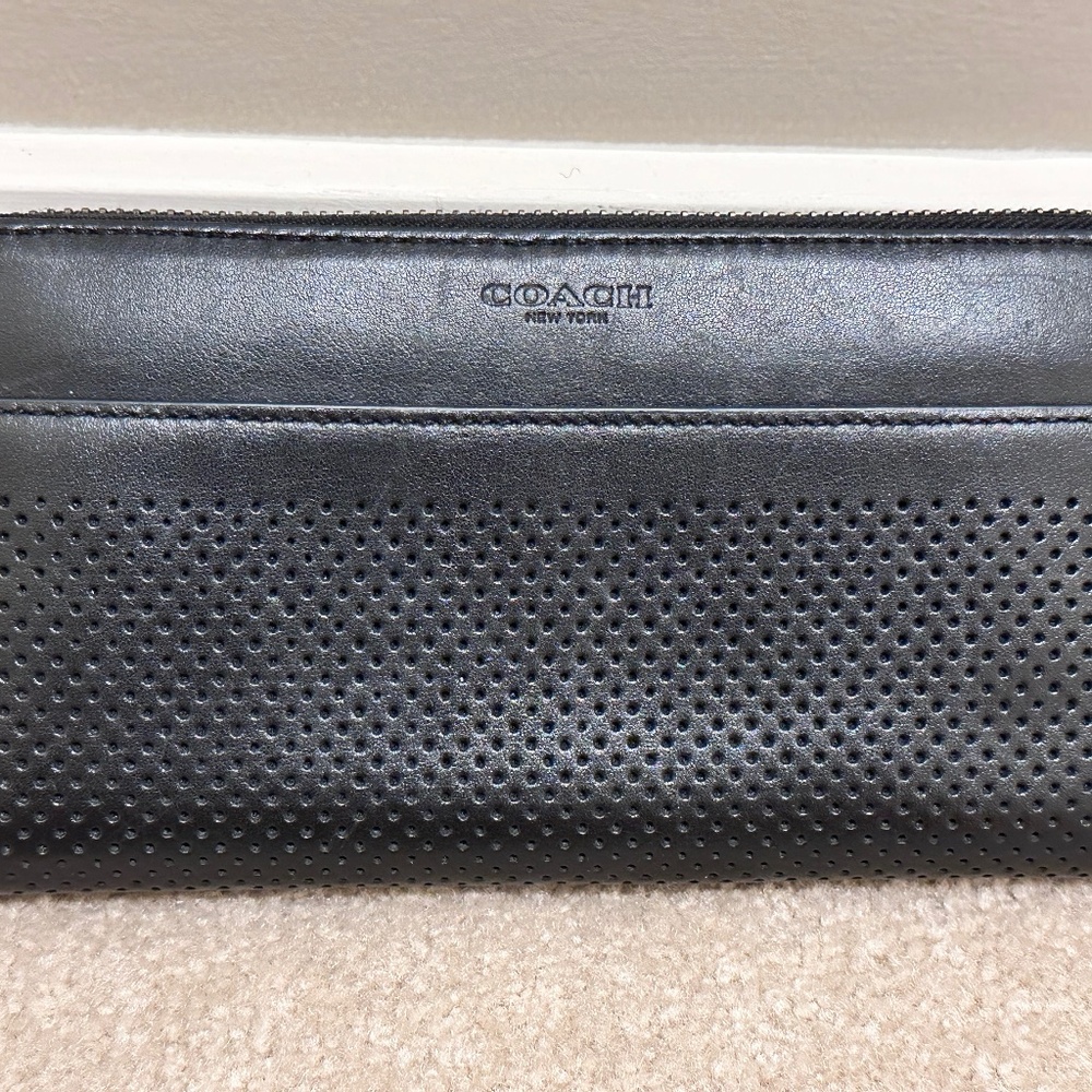 COACH Leather Long Zip around wallet